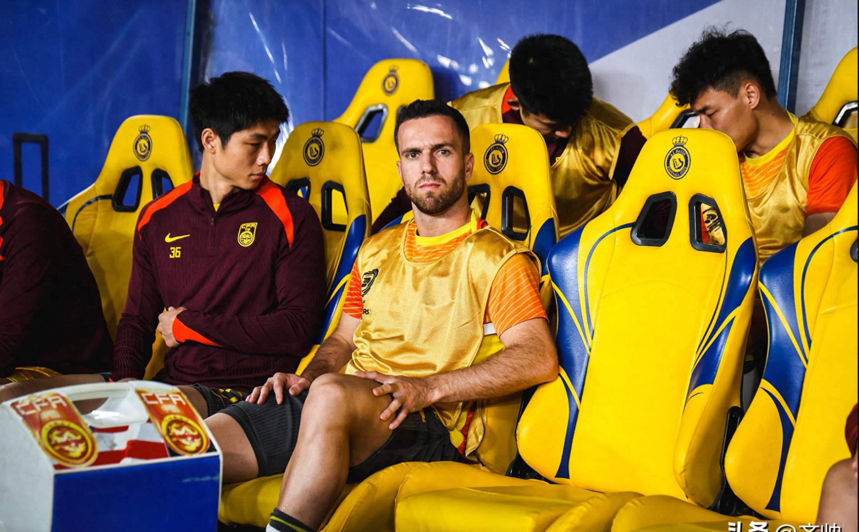 星空体育app-赛地聚焦——足总杯国际比赛日热度飙升，尤文图斯伤情更新，底气十足，团队化学反应显著的简单介绍