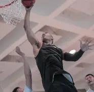 星空体育app-这也行？广州队迎来里程碑备战CBA季后赛今夜武汉三镇调整名单以备NBA常规赛，风云突变丹佛掘金今夜豪取连胜的简单介绍